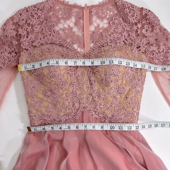 La Femme evening a line dress pink size 4